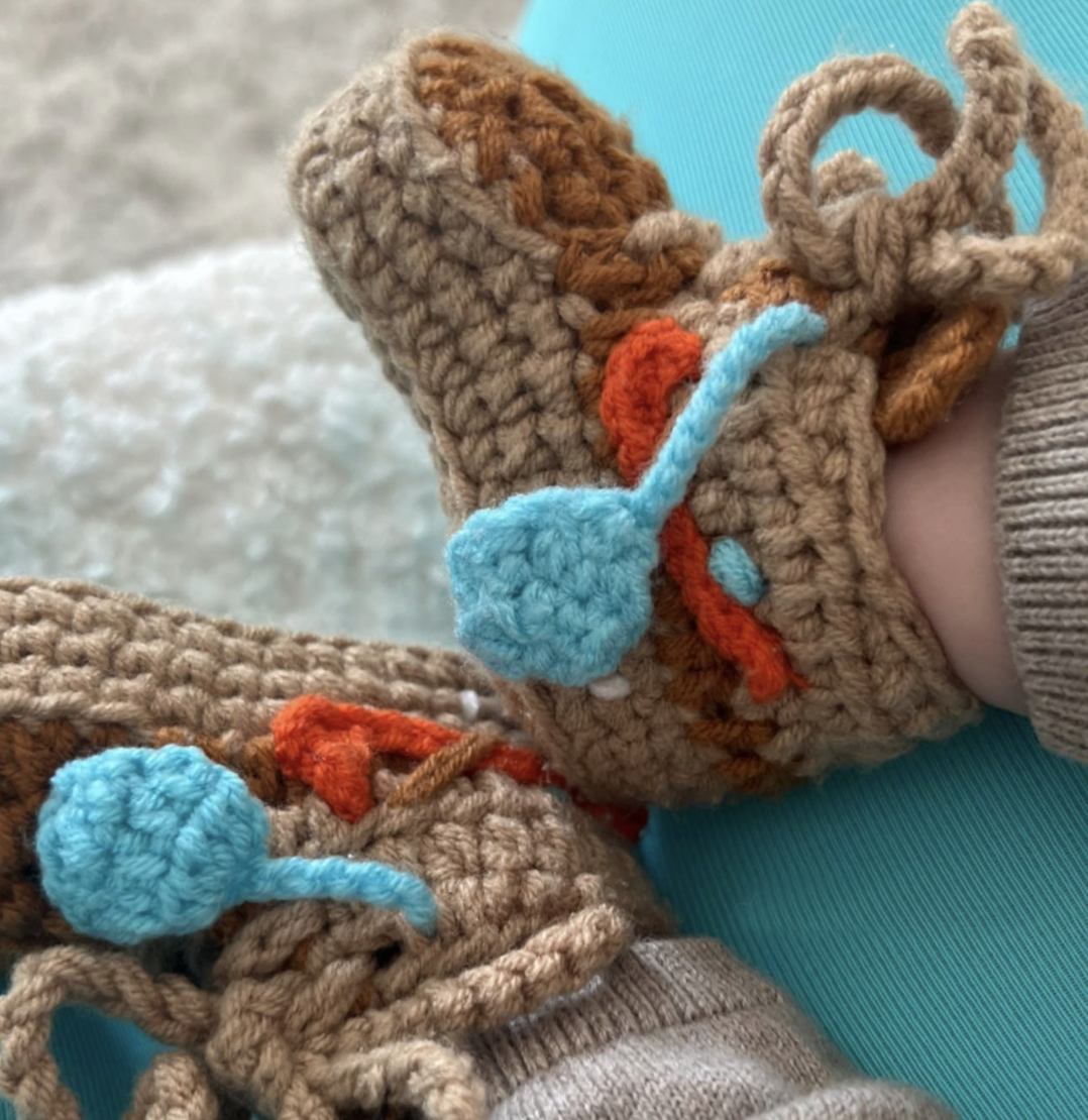 Baby Crochet Sneakers - Air Max O-W Beige - Baby Sneakers Shop - unisex baby crochet shoes