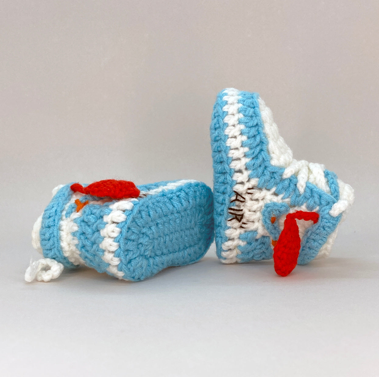 baby crochet shoes AJ1 Off White UNC